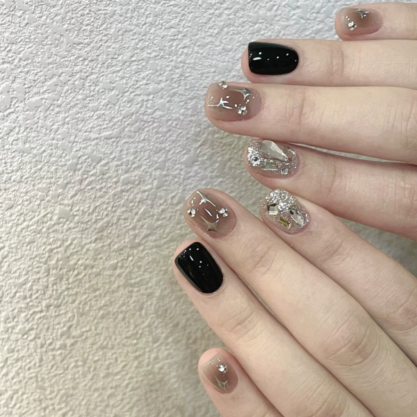 Black Burst Glitter Diamonds (Handmade) - Image 2