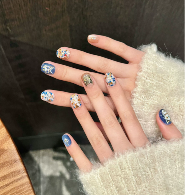 Royal Jewel Nails