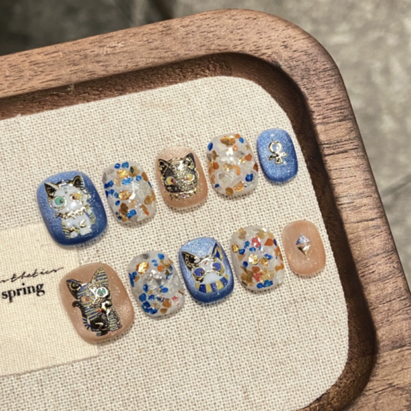 Royal Jewel Nails