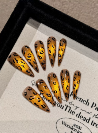 Royal Jewel Nails