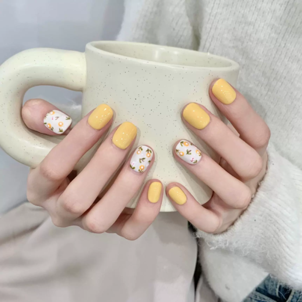 Royal Jewel Nails