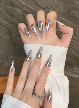 Royal Jewel Nails