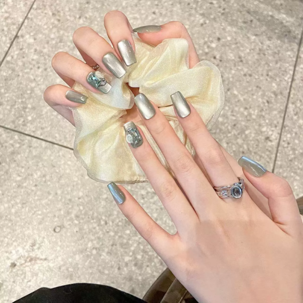 Royal Jewel Nails