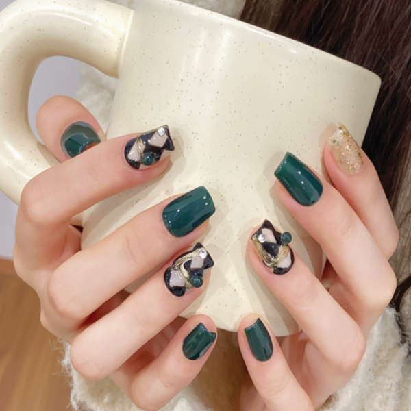 Royal Jewel Nails