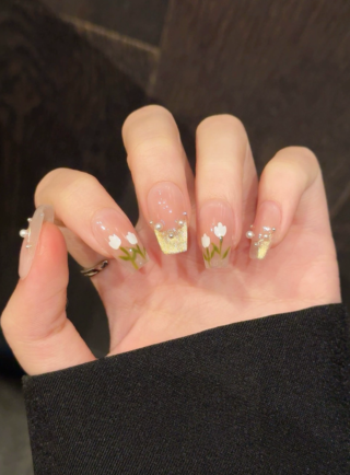 Royal Jewel Nails