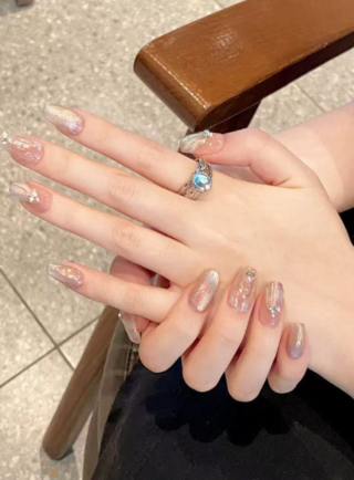 Royal Jewel Nails